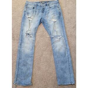 Buckle BKE Carter Straight Leg Jeans 34L Light Wash Distressed Button Fly EUC